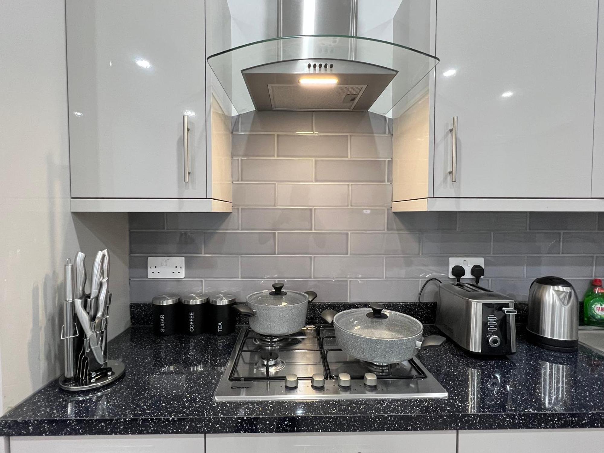 F4 Luxury Stays One Bed Apartment With Parking Ilford Zewnętrze zdjęcie