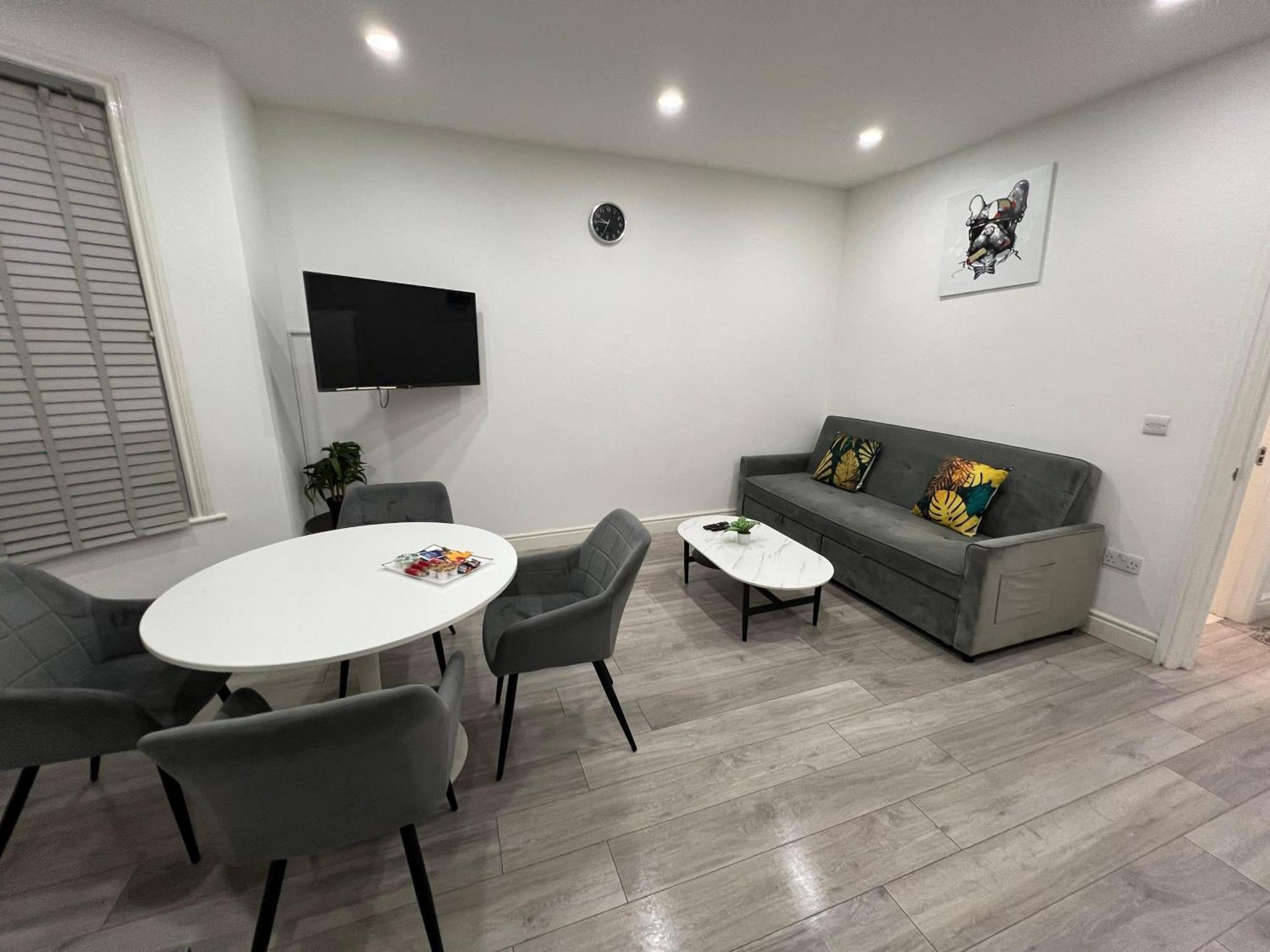 F4 Luxury Stays One Bed Apartment With Parking Ilford Zewnętrze zdjęcie